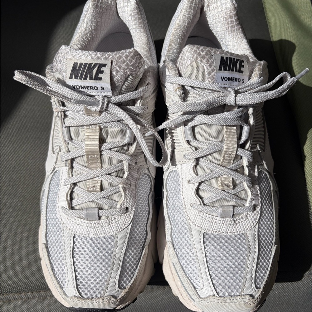 Nike Vomero 5 - Women’s